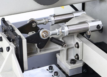 ماشین چرخ خیاطی اتوماتیک برای مدل چرم XC - 3020R تامین کننده